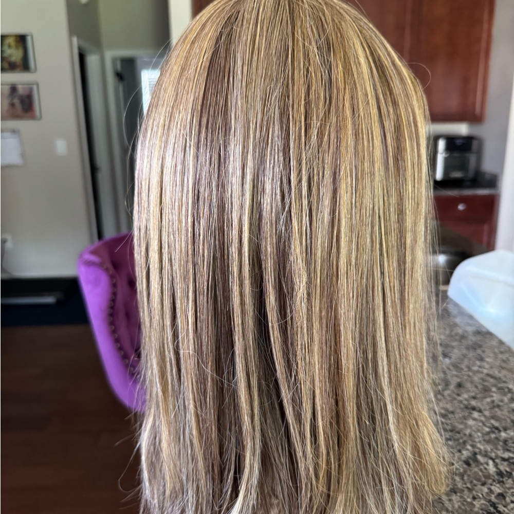 Wigs For Every Woman by Heather Dye – Kendall Wig in Crème Brûlée - Picture 2 of 6